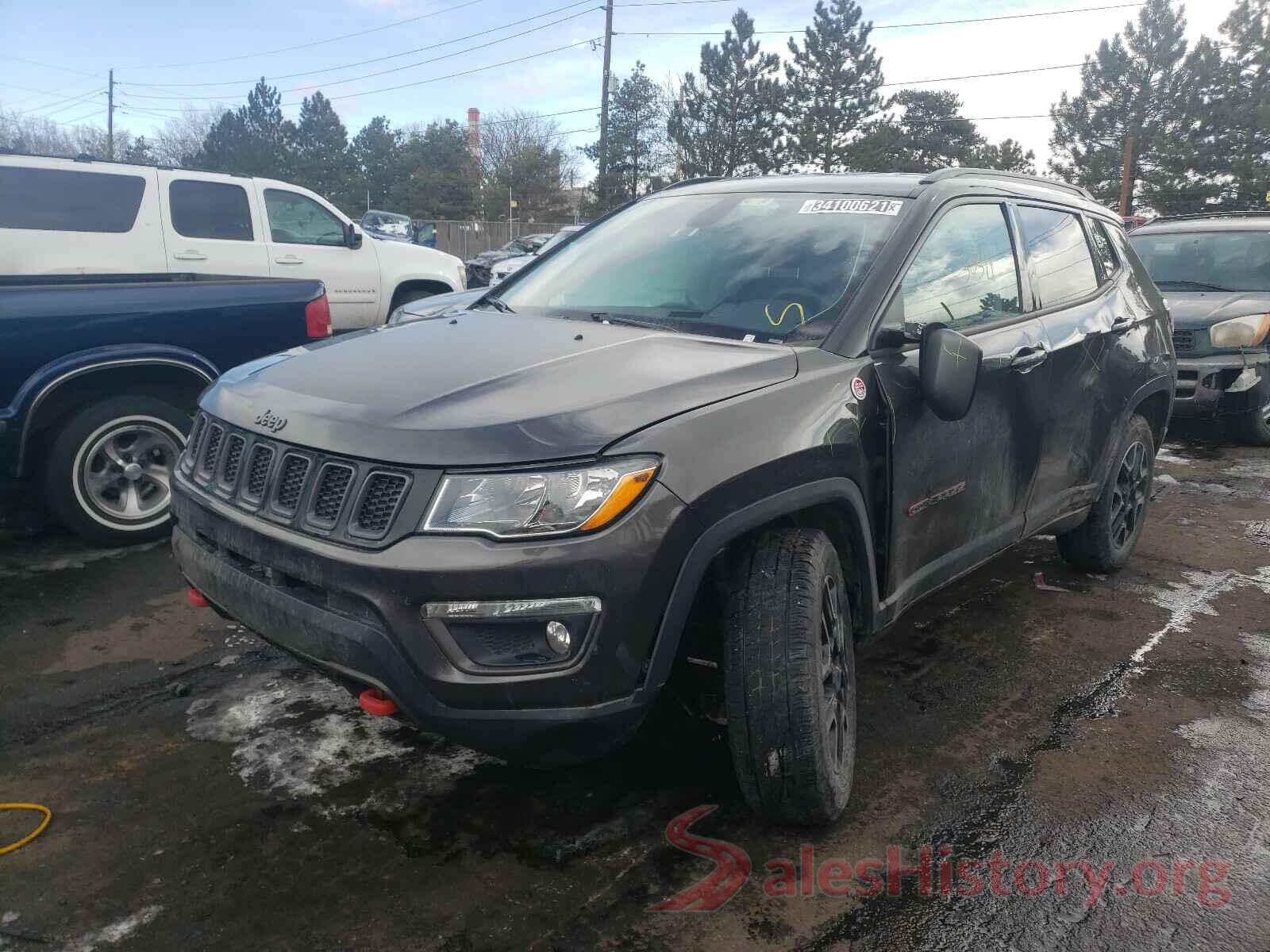 3C4NJDDBXKT721700 2019 JEEP COMPASS