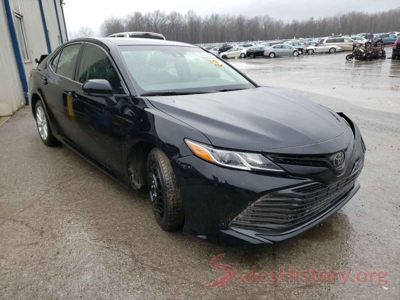 JTNB11HK5J3010410 2018 TOYOTA CAMRY