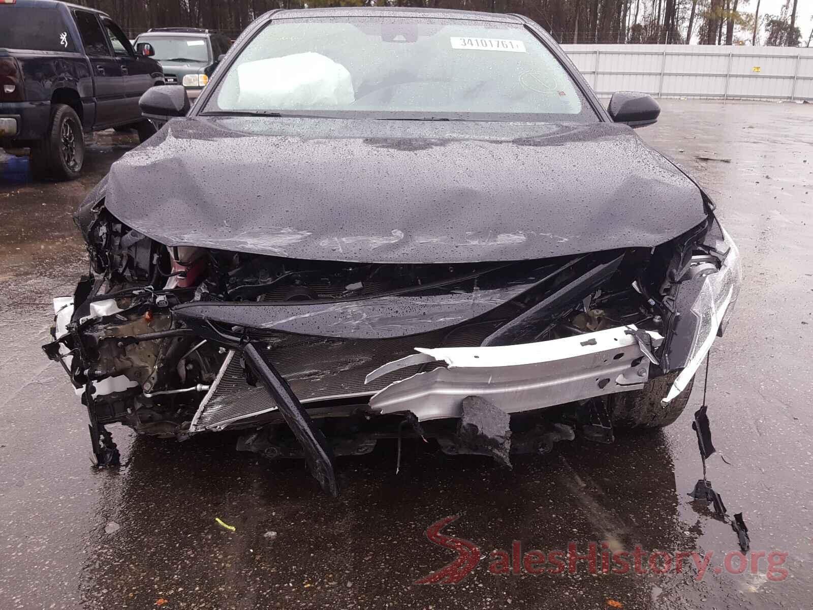 4T1B11HK1KU813582 2019 TOYOTA CAMRY