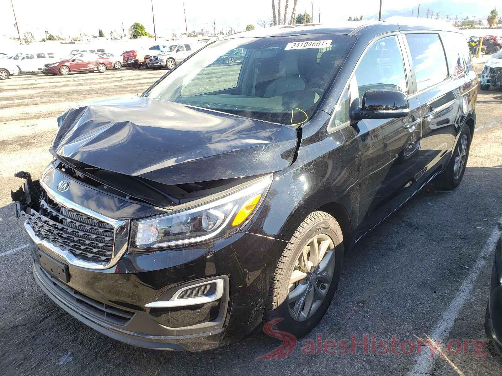 KNDMB5C13K6557496 2019 KIA SEDONA