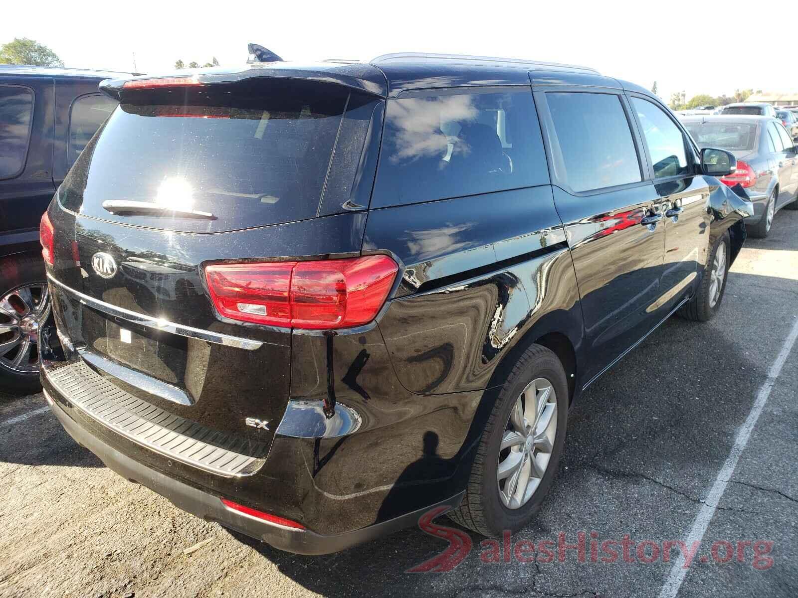 KNDMB5C13K6557496 2019 KIA SEDONA