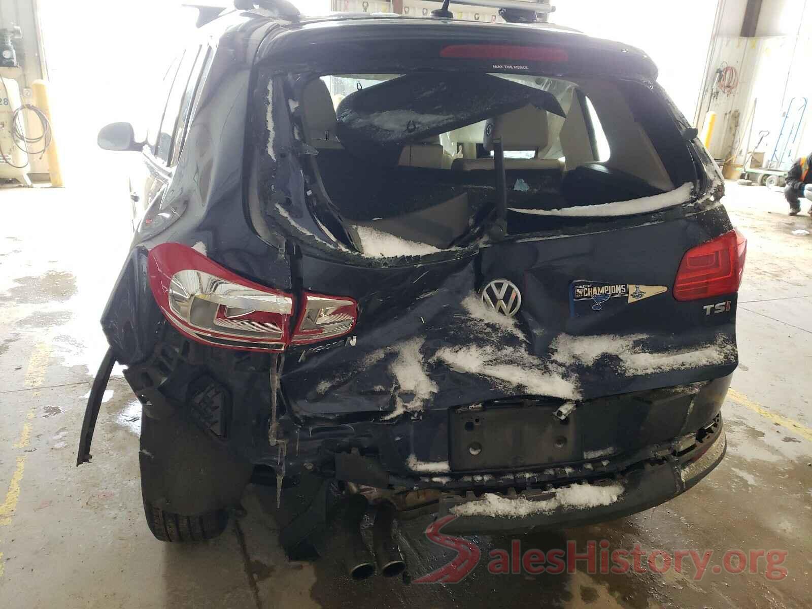 WVGAV7AX4GW610853 2016 VOLKSWAGEN TIGUAN