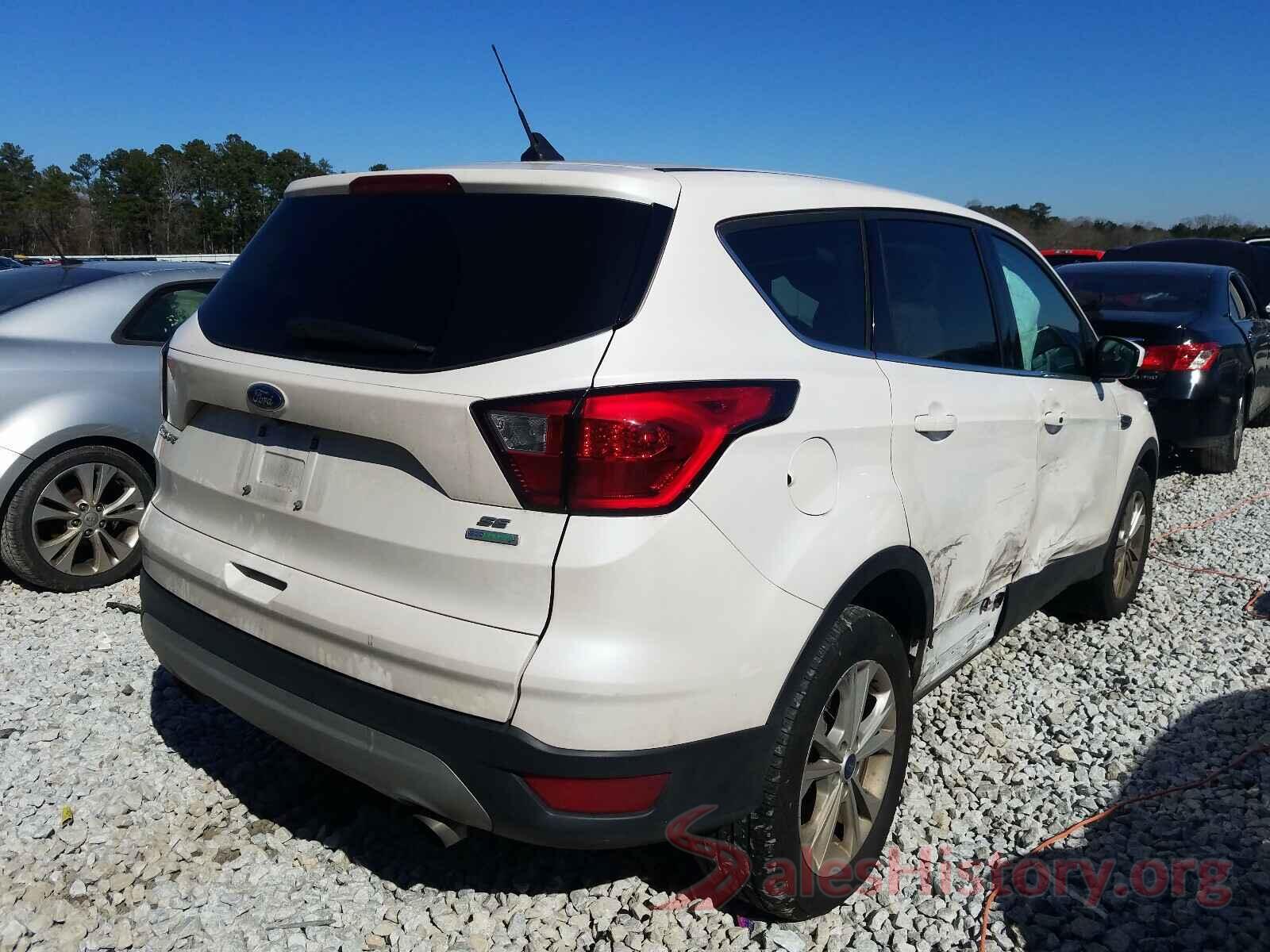 1FMCU0GD8KUB76408 2019 FORD ESCAPE