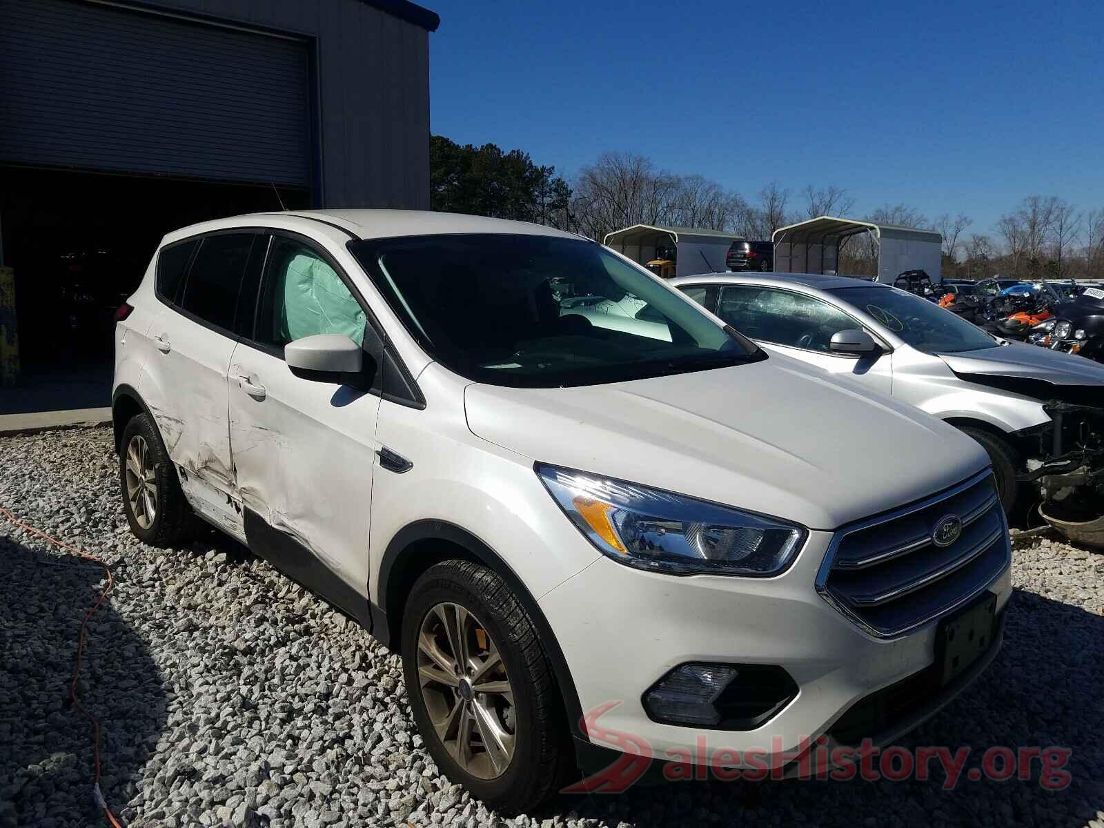 1FMCU0GD8KUB76408 2019 FORD ESCAPE