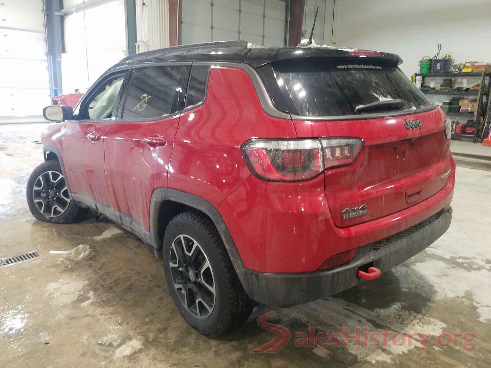 3C4NJDDB5JT501296 2018 JEEP COMPASS