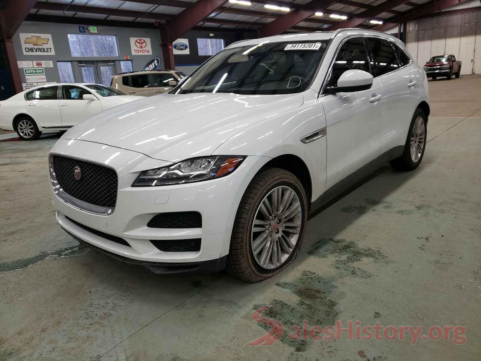 SADCN2EV5JA242684 2018 JAGUAR F-PACE