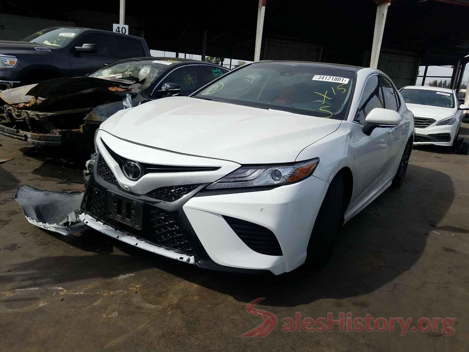 4T1B61HK1JU050317 2018 TOYOTA CAMRY