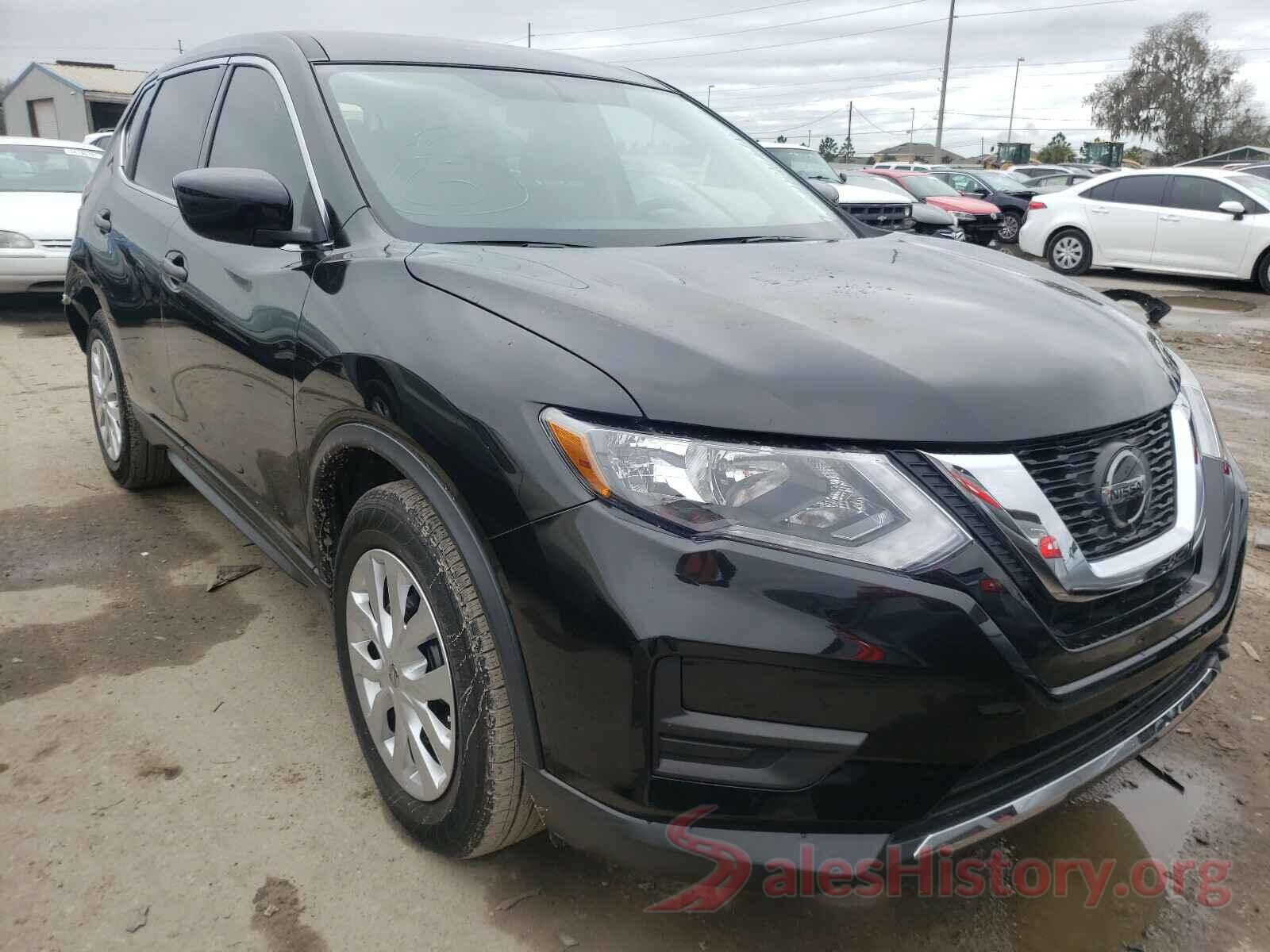 KNMAT2MT8JP566198 2018 NISSAN ROGUE