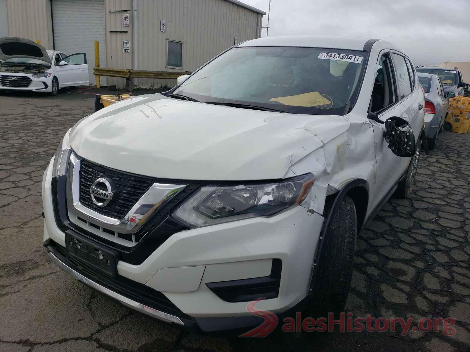 KNMAT2MT4HP558688 2017 NISSAN ROGUE