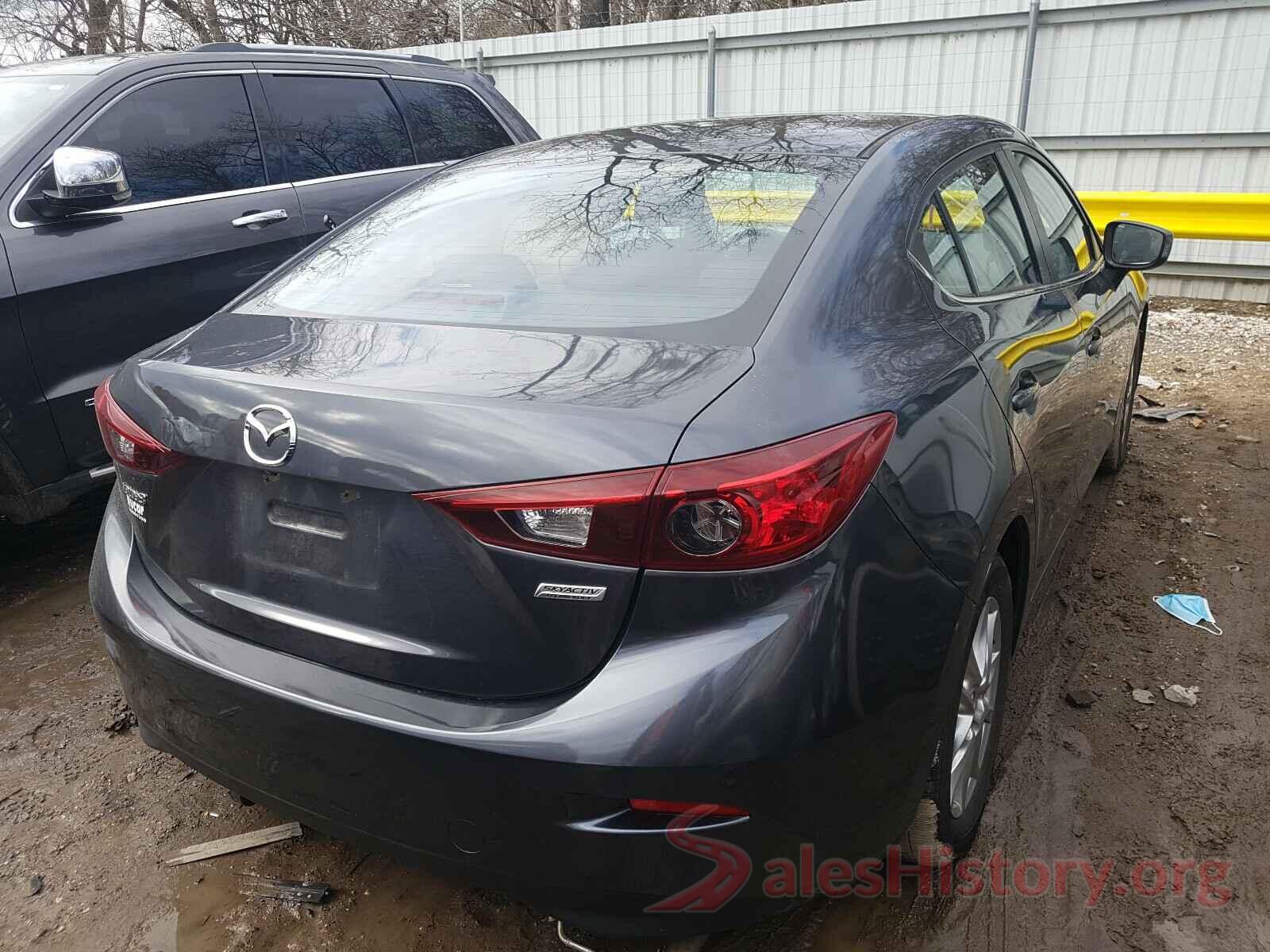 JM1BM1U7XG1307433 2016 MAZDA 3