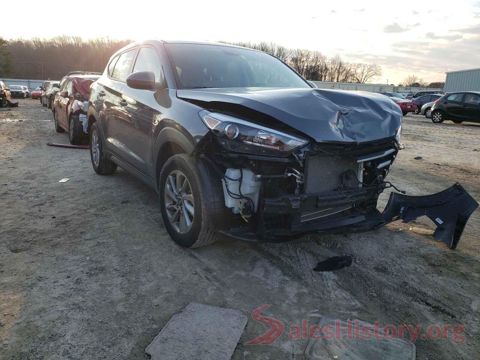 KM8J2CA44JU658606 2018 HYUNDAI TUCSON