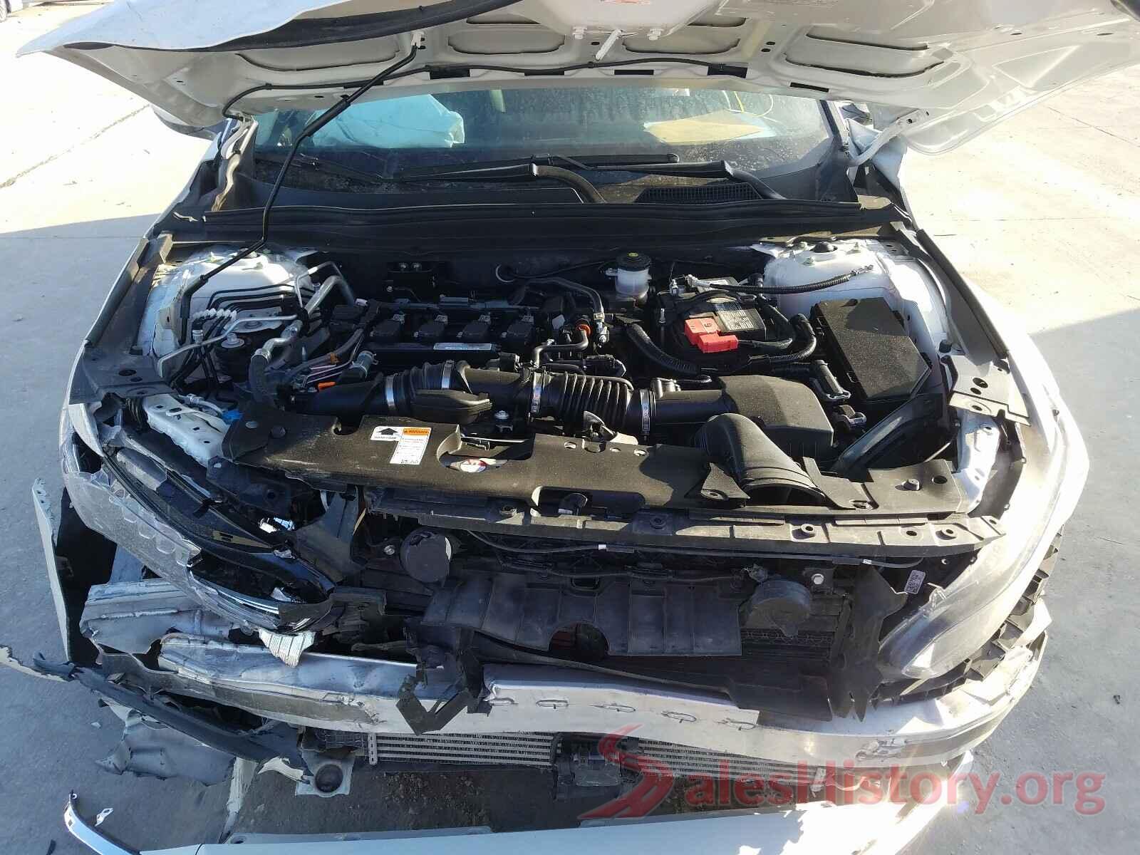 1HGCV1F52JA059930 2018 HONDA ACCORD