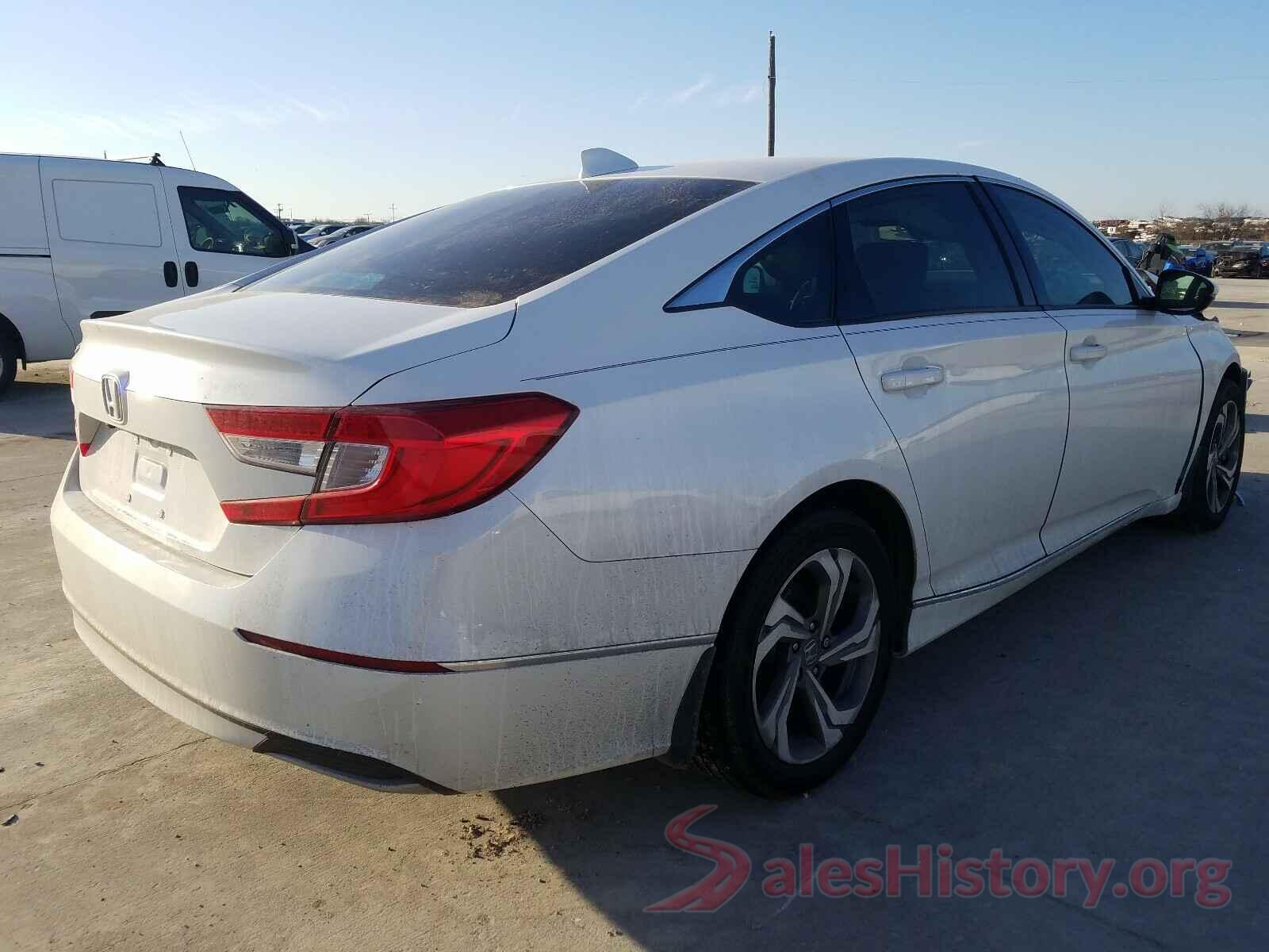 1HGCV1F52JA059930 2018 HONDA ACCORD