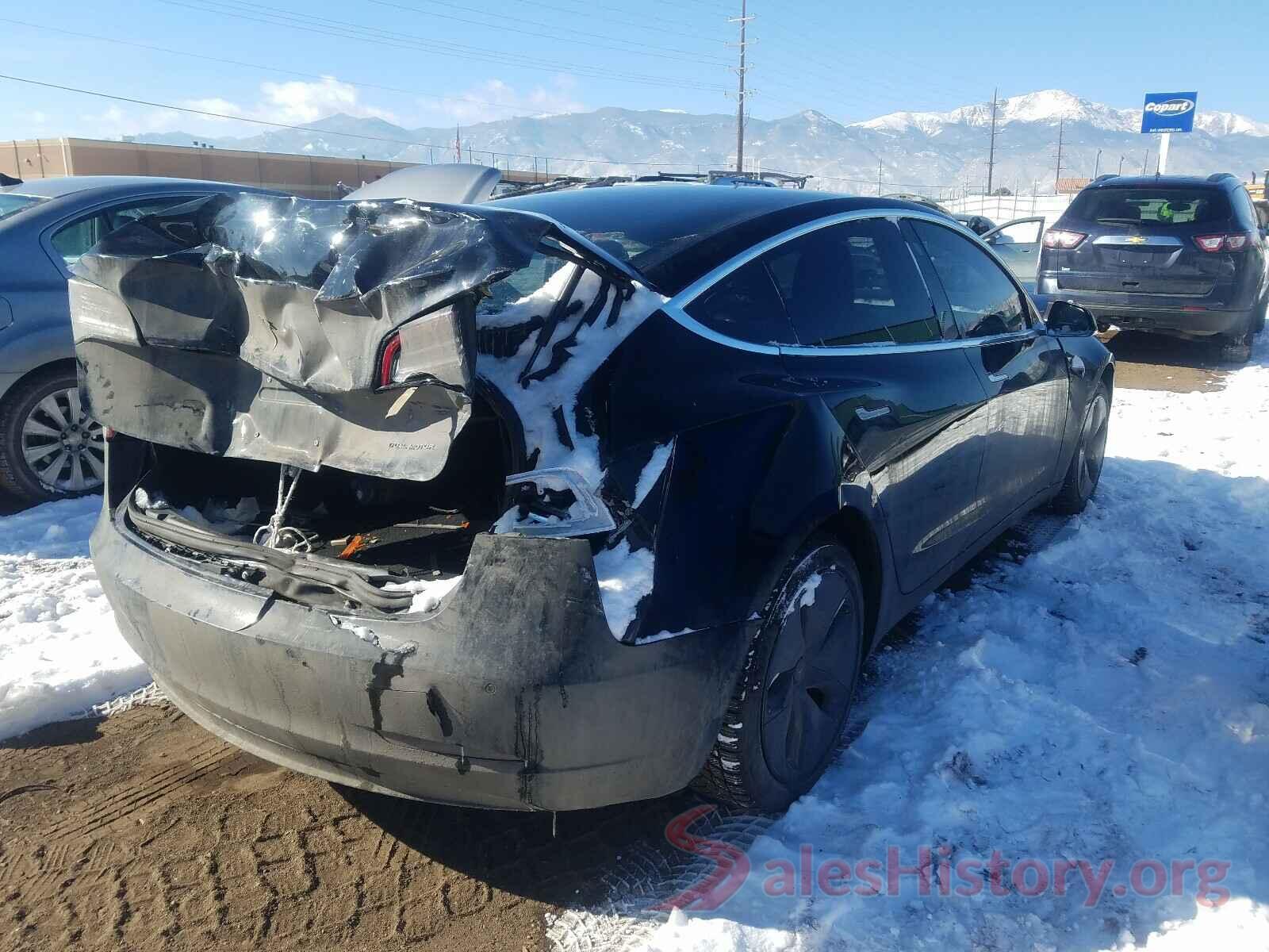 5YJ3E1EB3JF103480 2018 TESLA MODEL 3