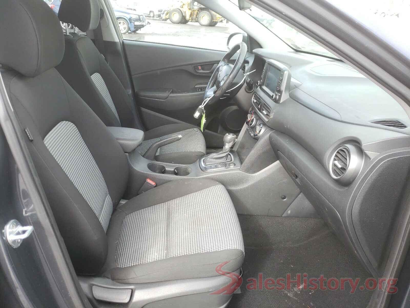 KM8K2CAA5JU184613 2018 HYUNDAI KONA