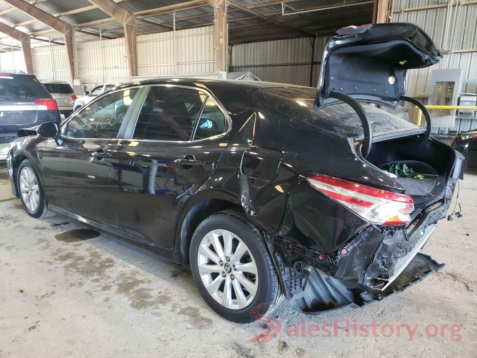 4T1B11HK6JU640415 2018 TOYOTA CAMRY