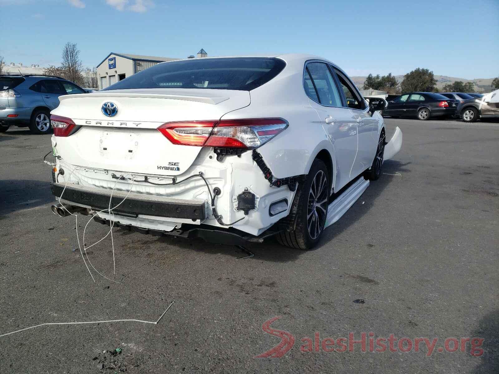 4T1J31AK2LU521666 2020 TOYOTA CAMRY