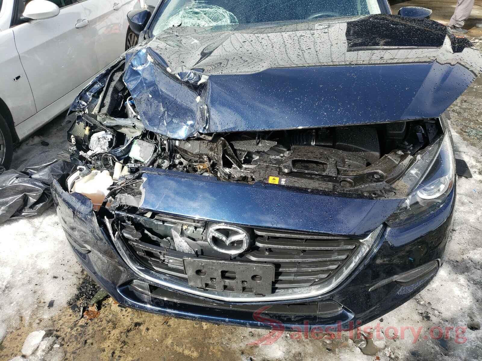 3MZBN1V32JM173842 2018 MAZDA 3