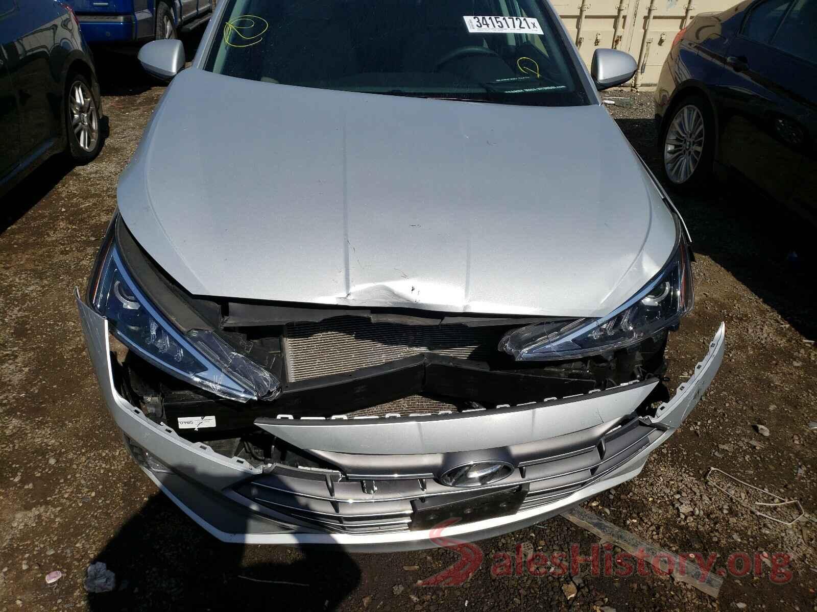 5NPD74LF2KH489009 2019 HYUNDAI ELANTRA