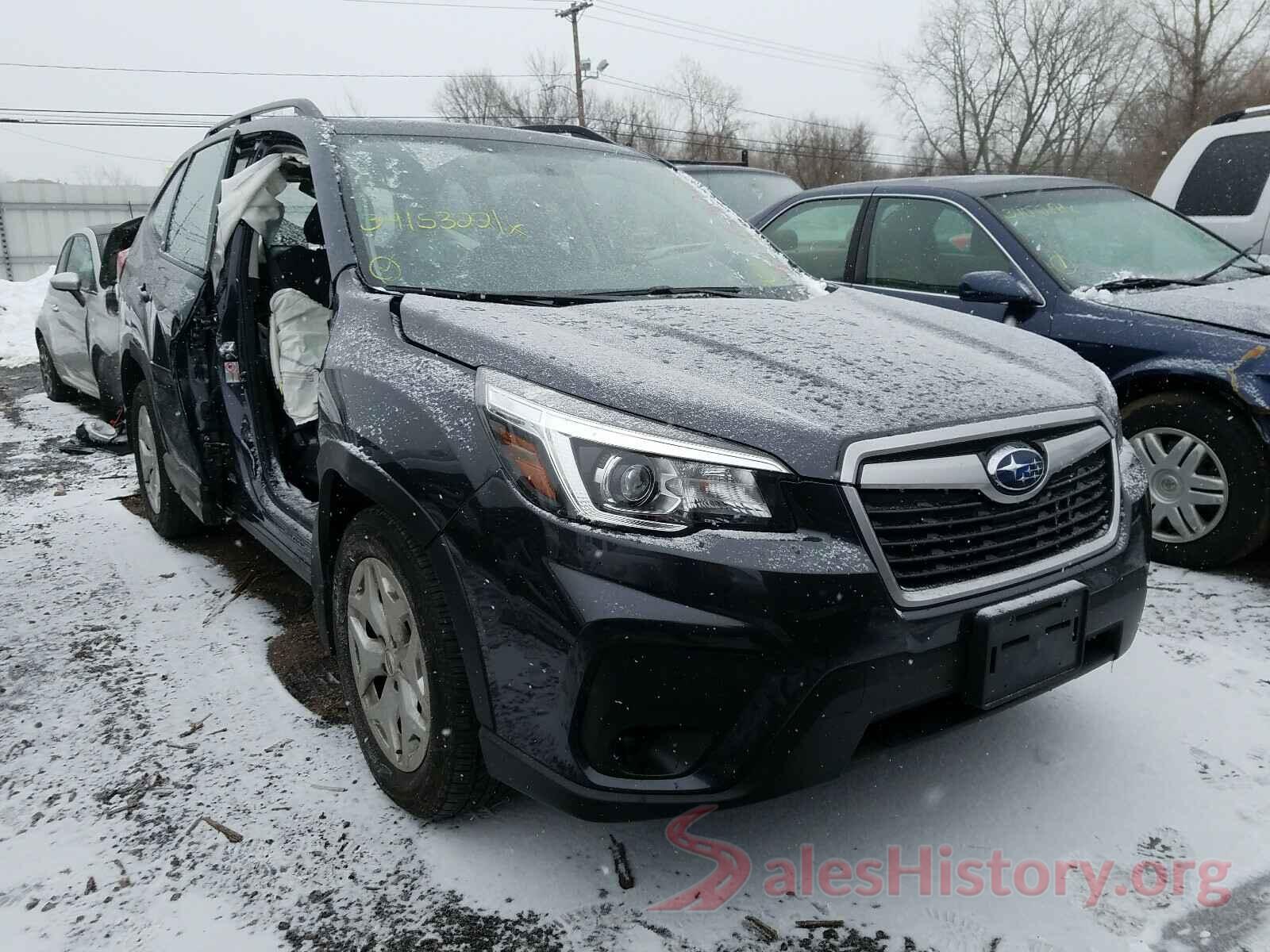 JF2SKACC9KH550916 2019 SUBARU FORESTER