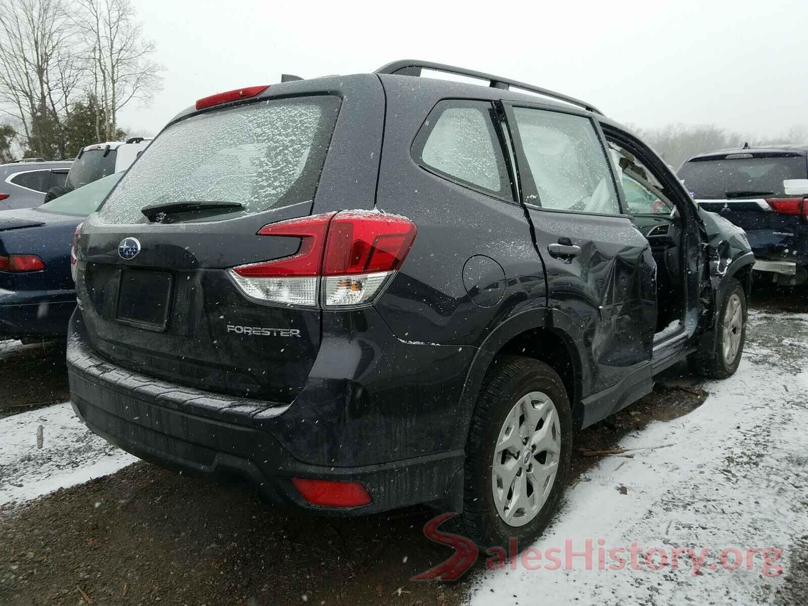 JF2SKACC9KH550916 2019 SUBARU FORESTER