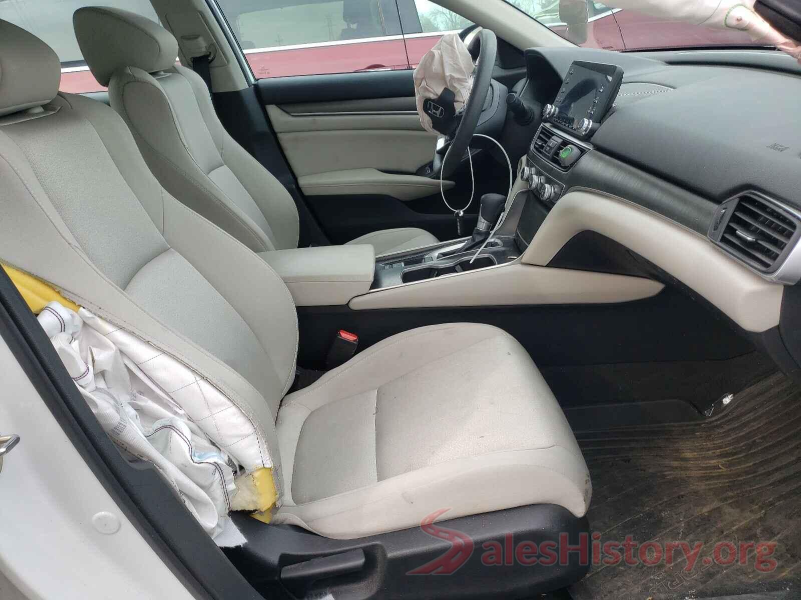 1HGCV1F17JA088272 2018 HONDA ACCORD