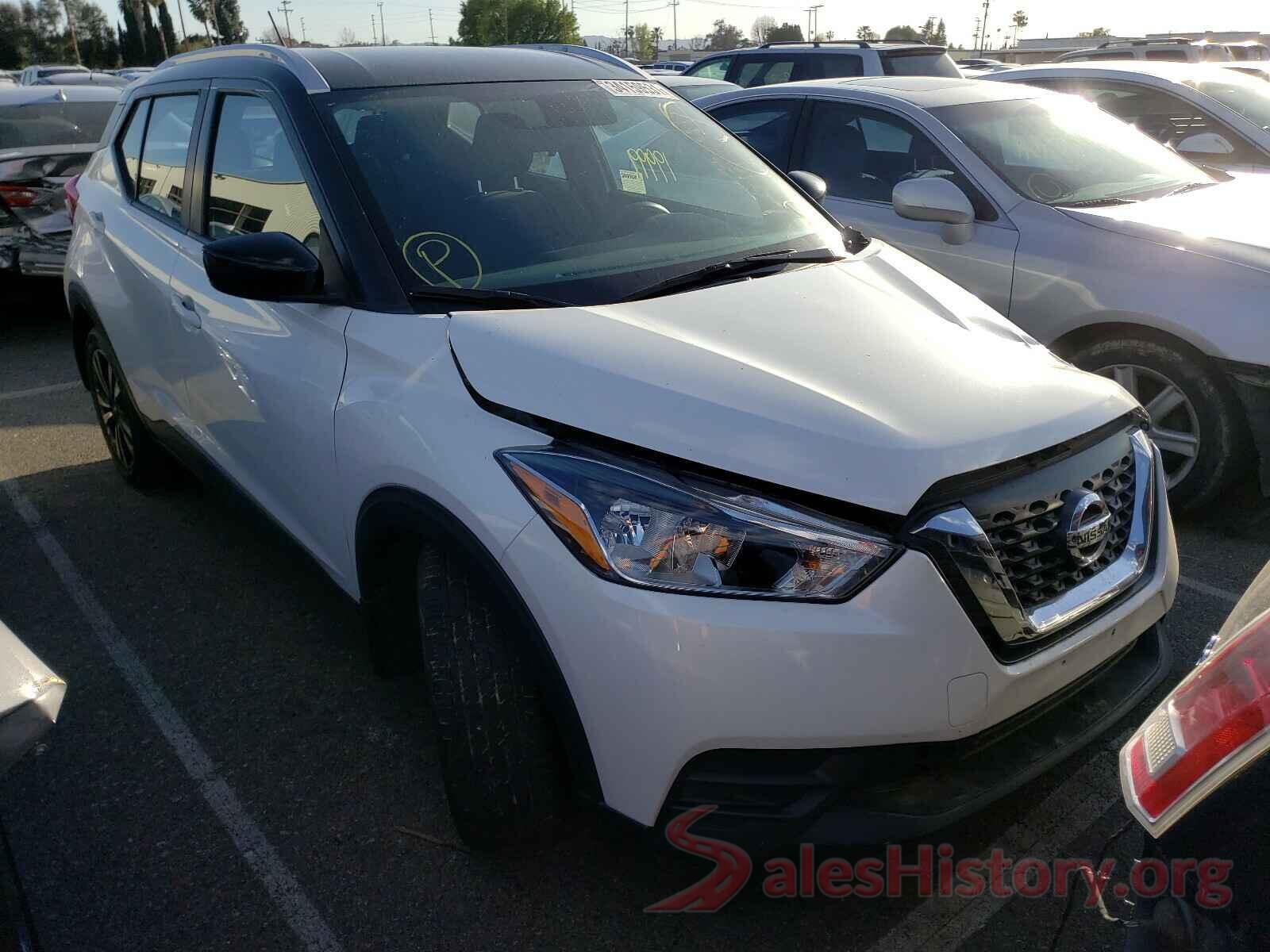 3N1CP5CU7JL526573 2018 NISSAN KICKS