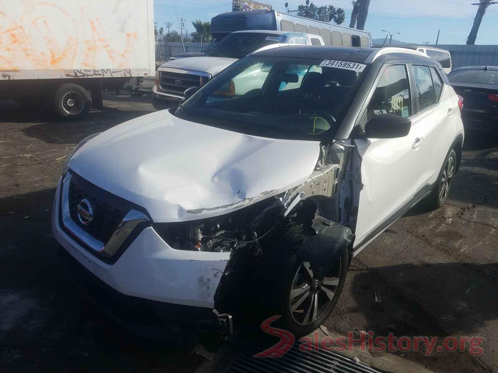 3N1CP5CU7JL526573 2018 NISSAN KICKS