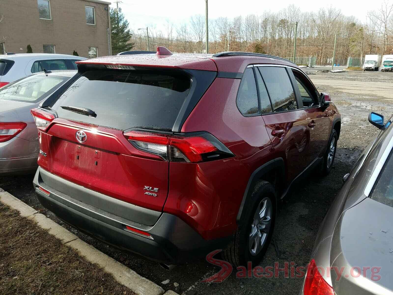 2T3P1RFV7MW165368 2021 TOYOTA RAV4