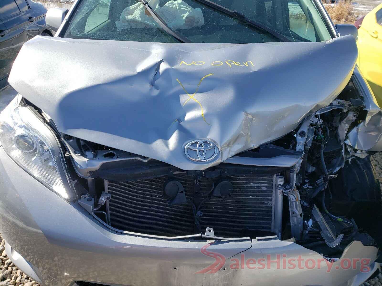 5TDYZ3DC7HS880766 2017 TOYOTA SIENNA