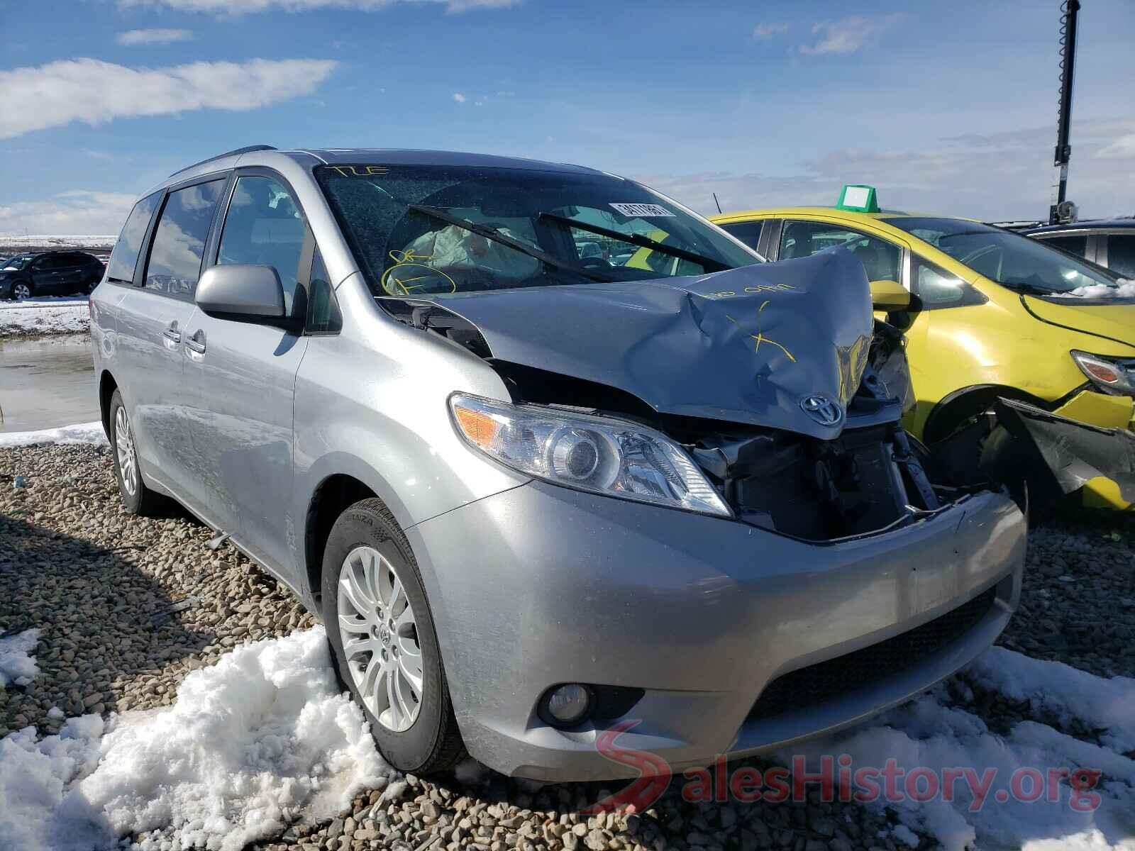 5TDYZ3DC7HS880766 2017 TOYOTA SIENNA