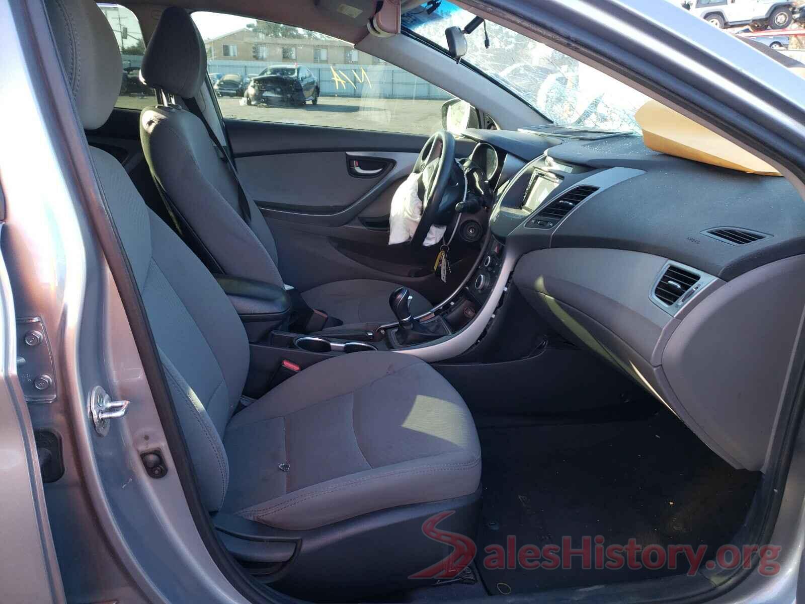 5NPDH4AE6GH721822 2016 HYUNDAI ELANTRA