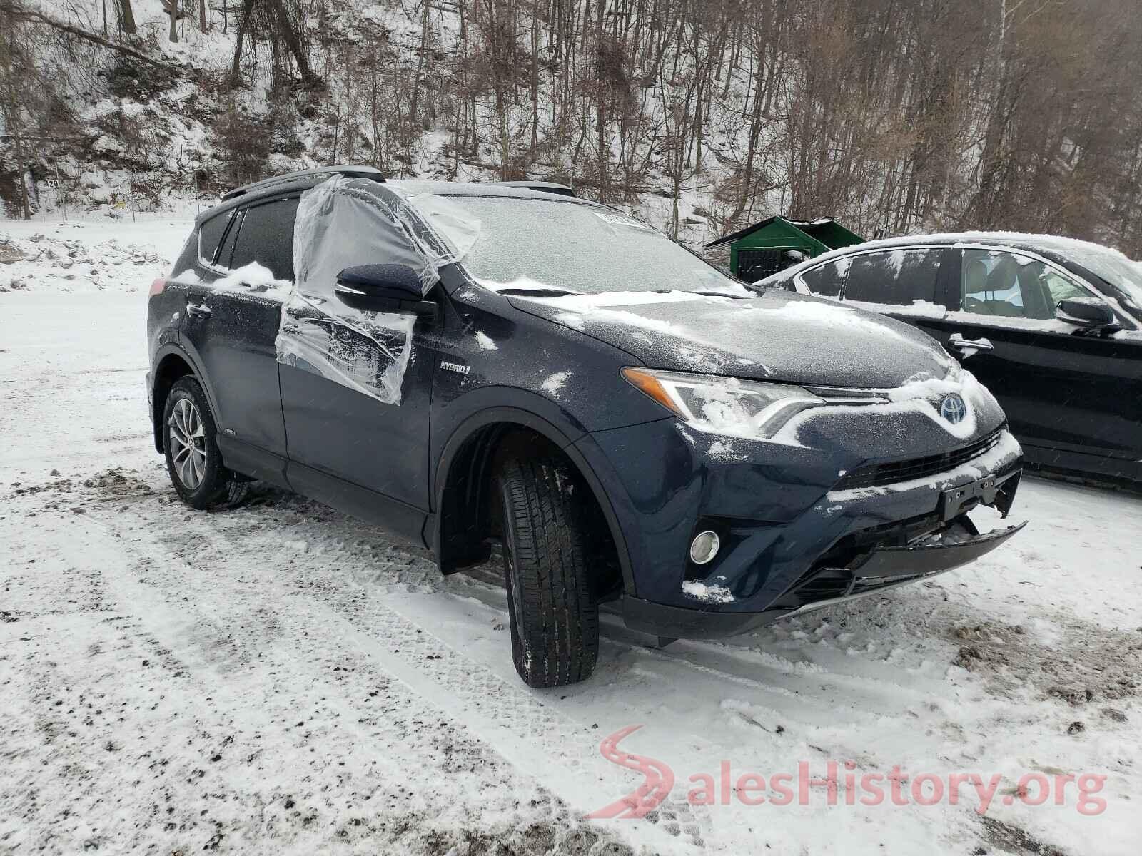 JTMRJREV8JD236855 2018 TOYOTA RAV4