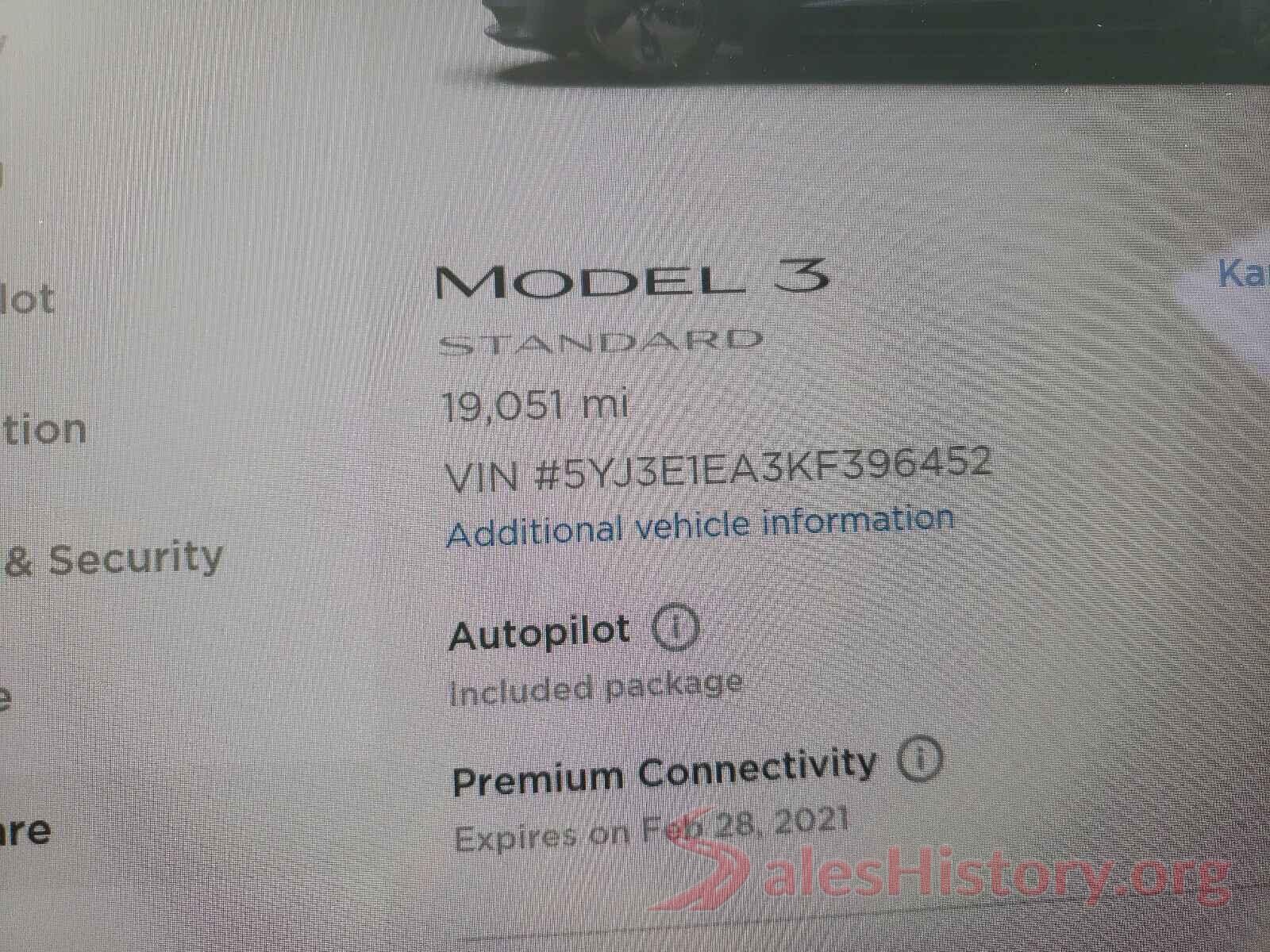 5YJ3E1EA3KF396452 2019 TESLA MODEL 3