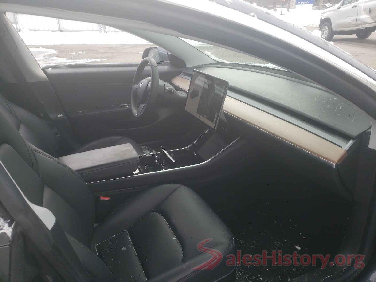 5YJ3E1EA3KF396452 2019 TESLA MODEL 3