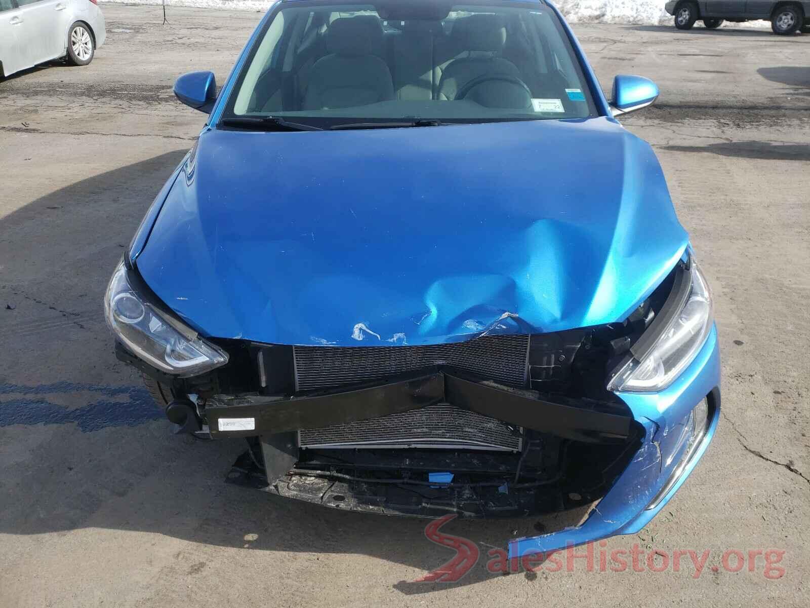 5NPD84LF5JH370401 2018 HYUNDAI ELANTRA