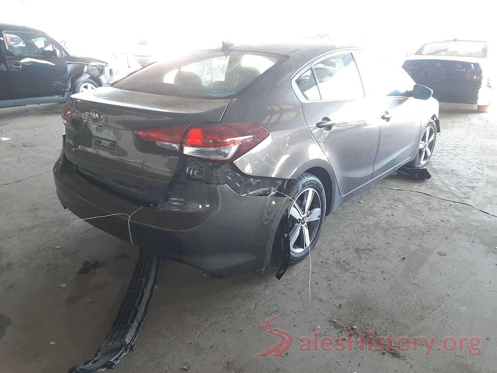 3KPFL4A77JE166271 2018 KIA FORTE