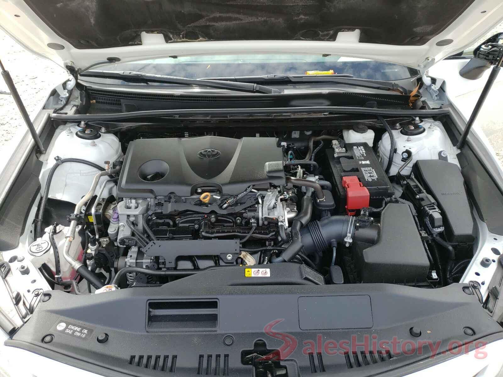 4T1B61HK3JU152301 2018 TOYOTA CAMRY