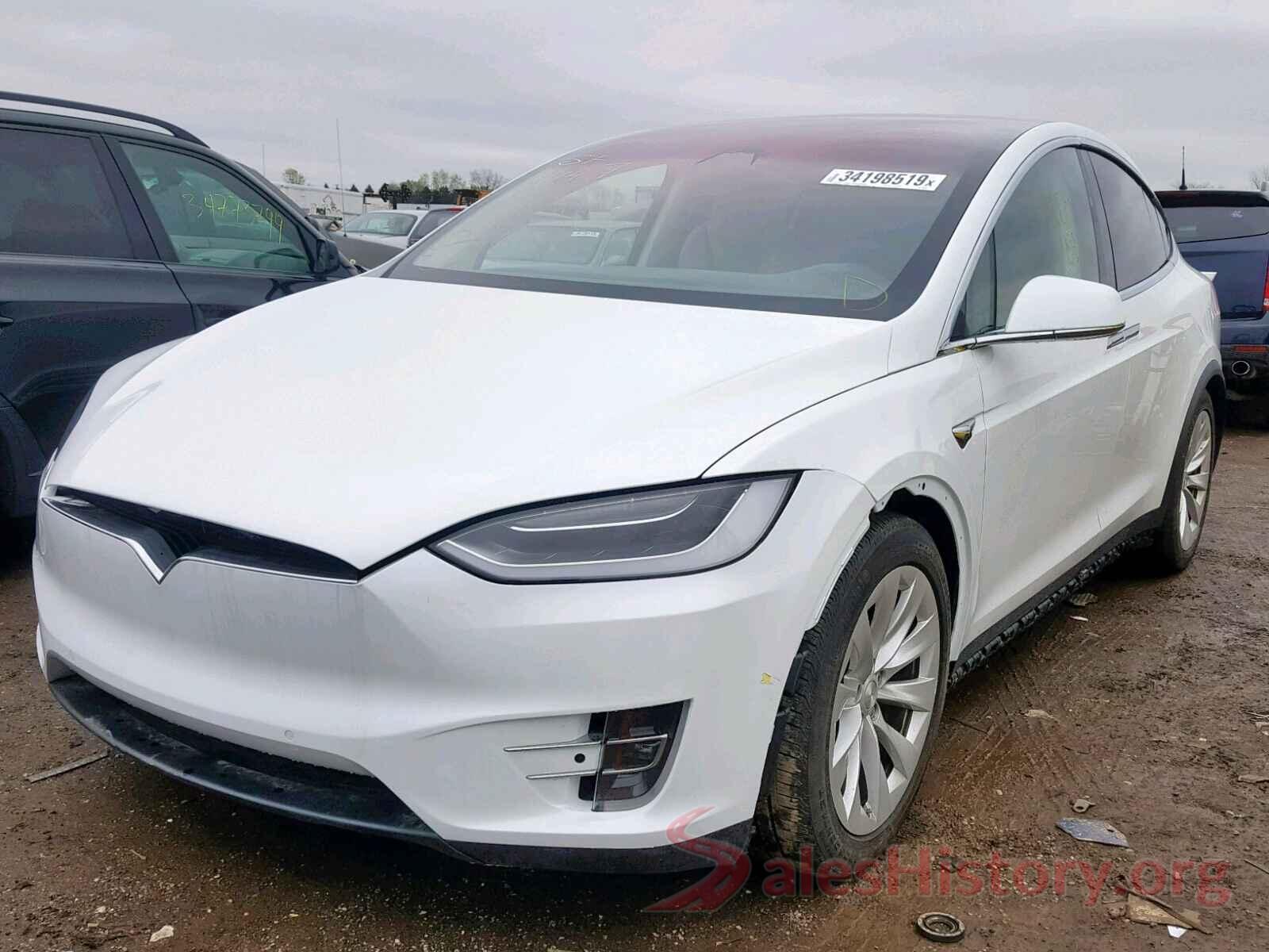 5YJXCDE2XHF052000 2017 TESLA MODEL X