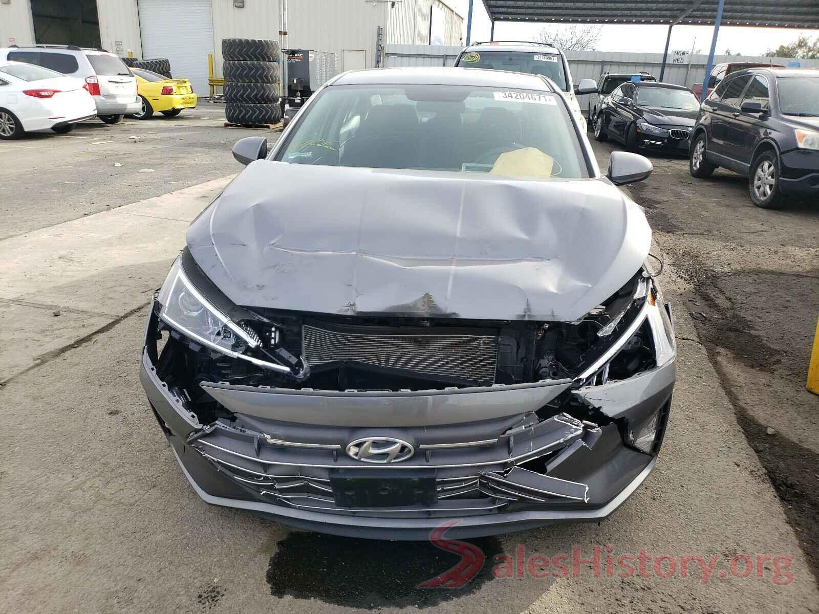 5NPD74LF1KH433823 2019 HYUNDAI ELANTRA