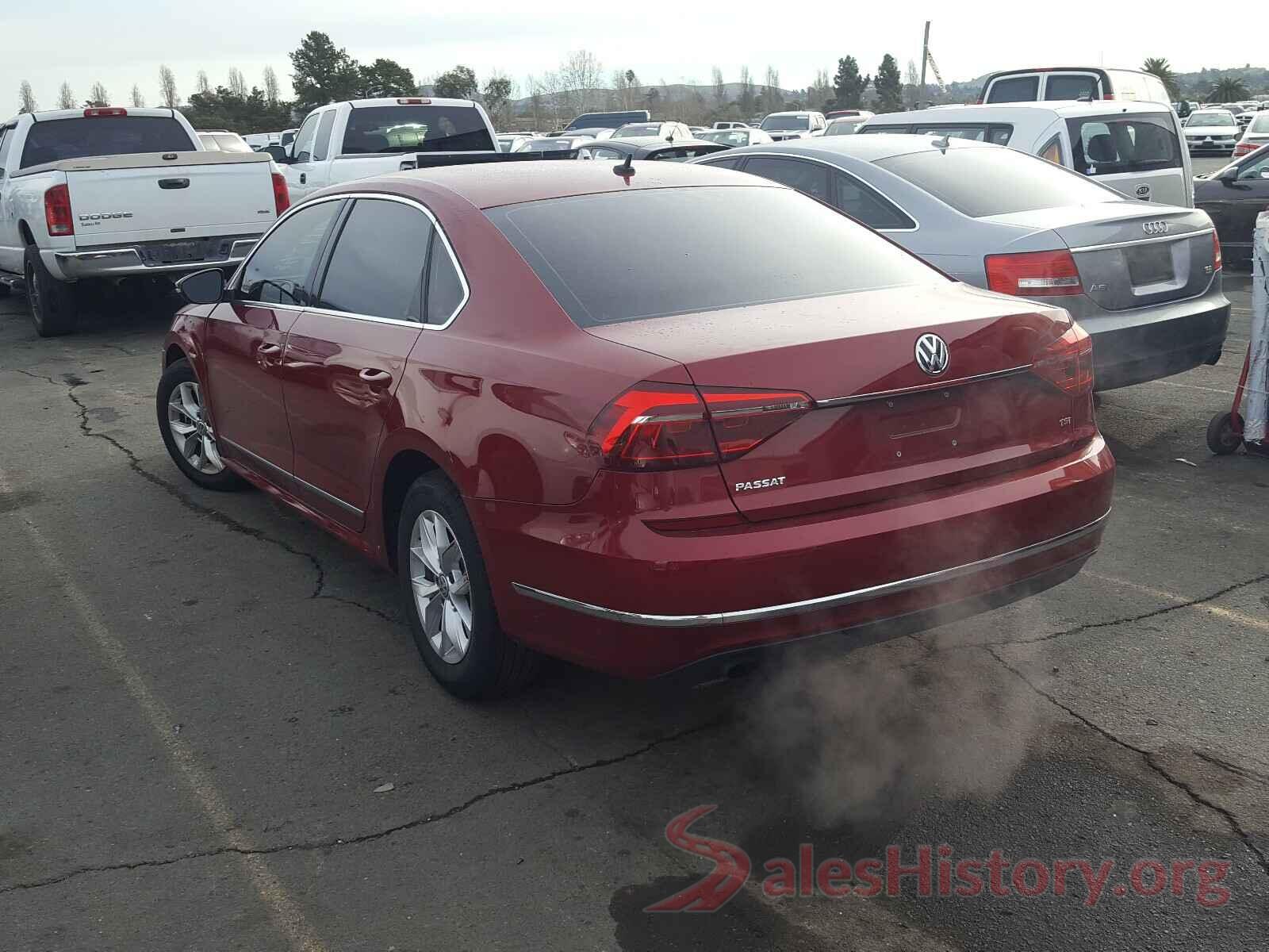 1VWAT7A33HC004774 2017 VOLKSWAGEN PASSAT