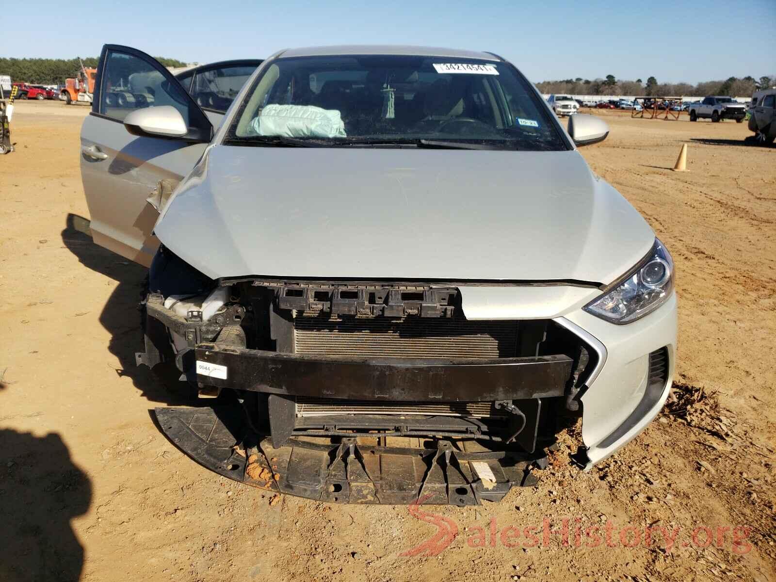 5NPD84LF3JH400690 2018 HYUNDAI ELANTRA