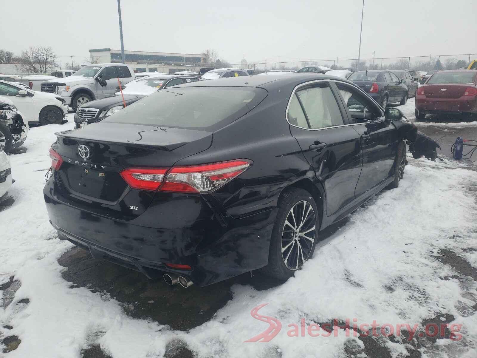 JTNB11HK2J3028119 2018 TOYOTA CAMRY