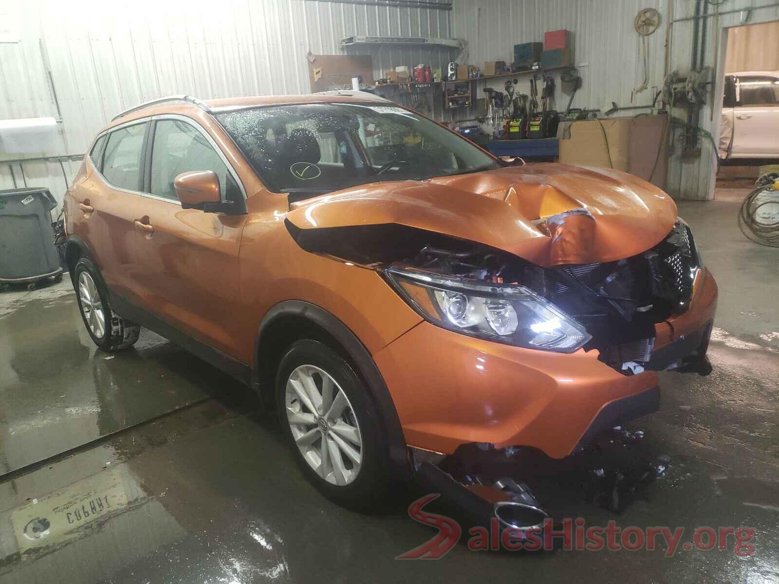 JN1BJ1CR3HW127679 2017 NISSAN ROGUE