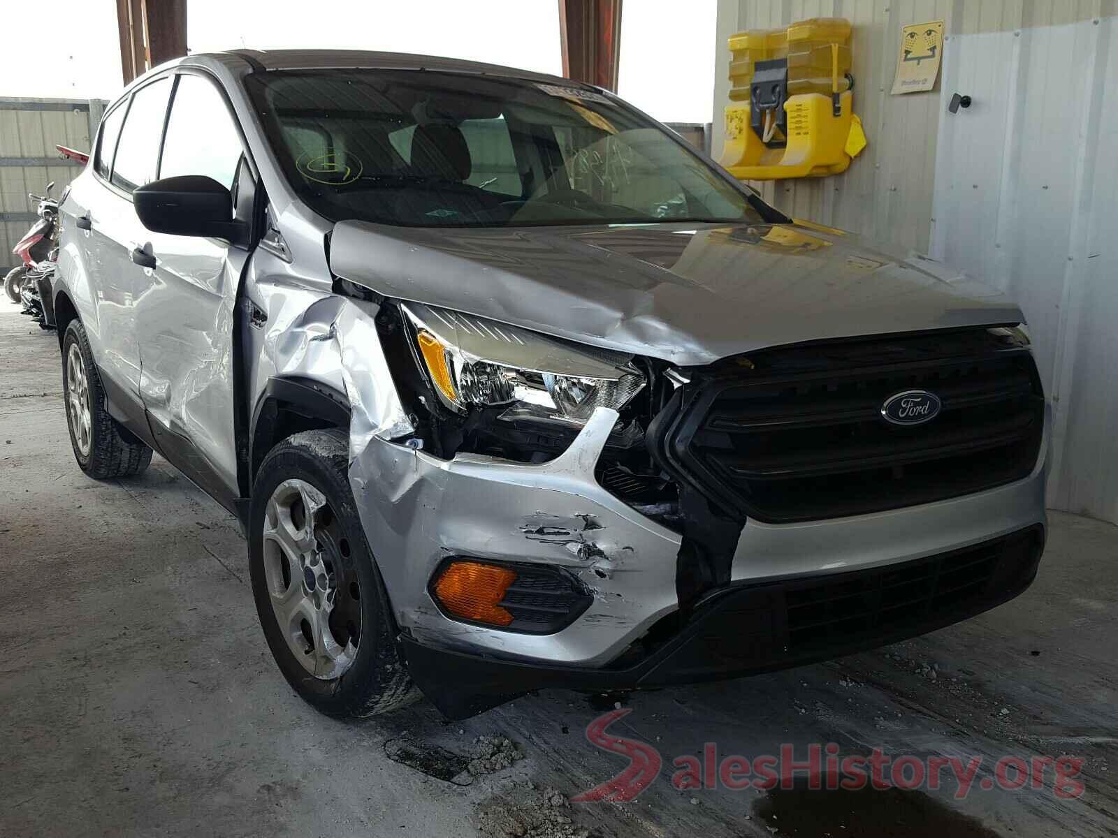 1FMCU0F77HUA19635 2017 FORD ESCAPE