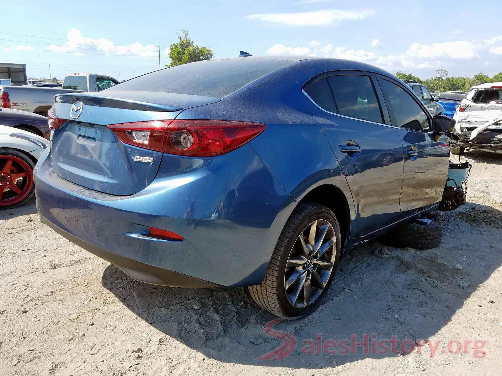 3MZBN1V39JM219781 2018 MAZDA 3