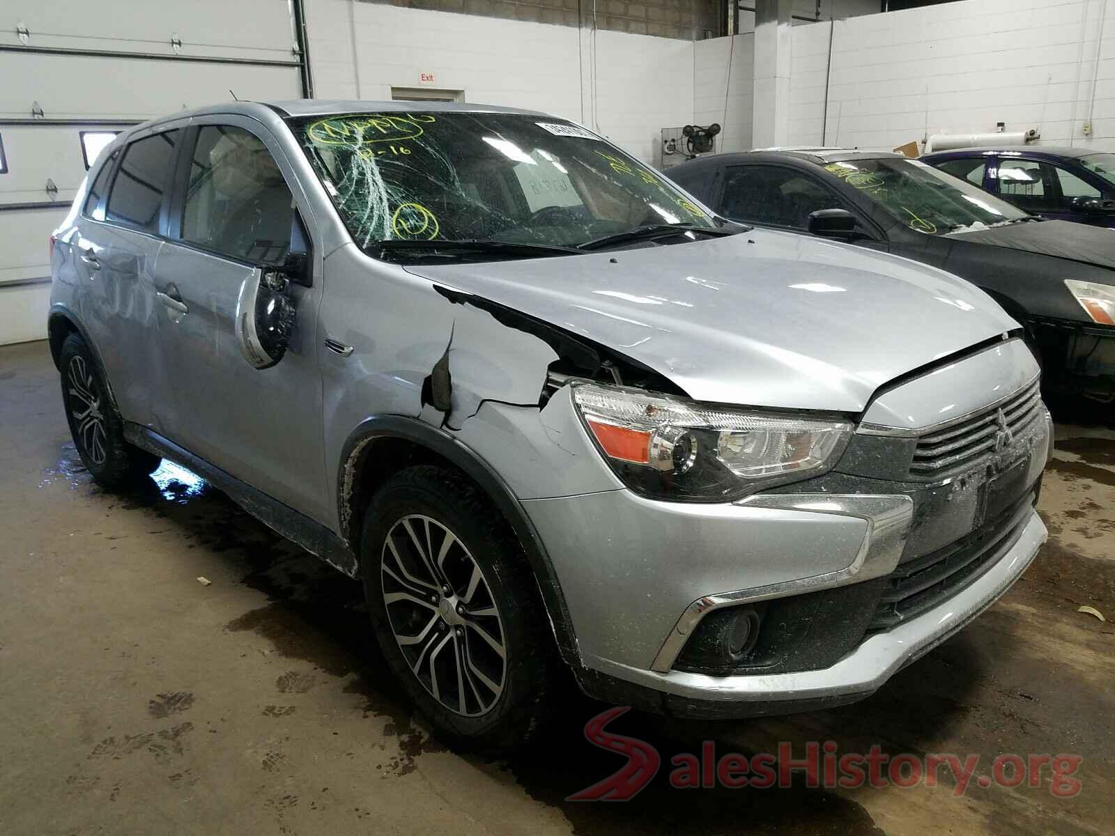 JA4AR3AU1GZ028810 2016 MITSUBISHI OUTLANDER