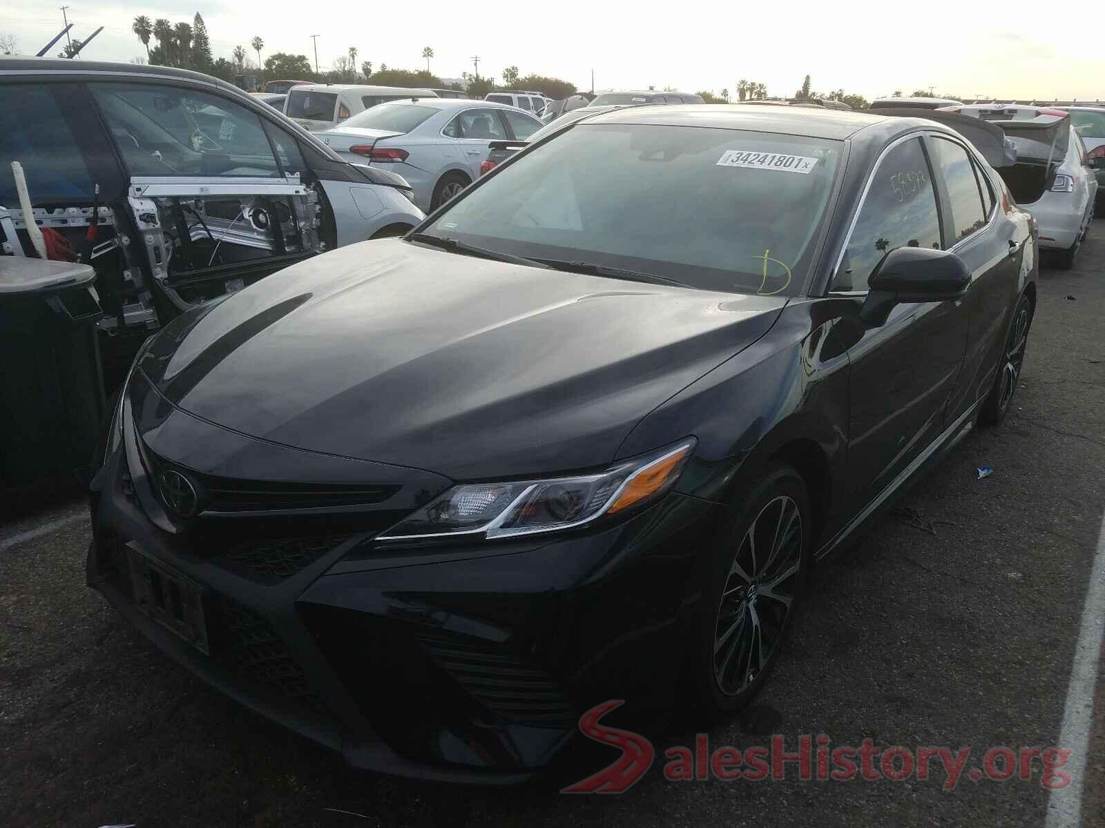 4T1B11HK3KU826592 2019 TOYOTA CAMRY