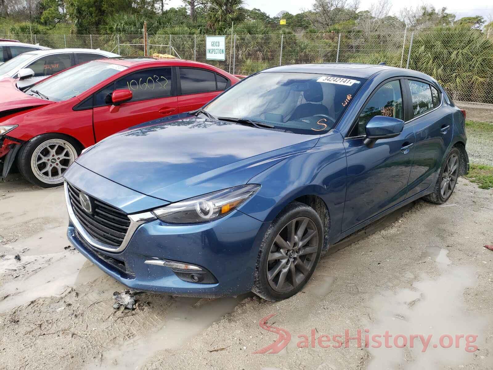 3MZBN1M3XJM224327 2018 MAZDA 3