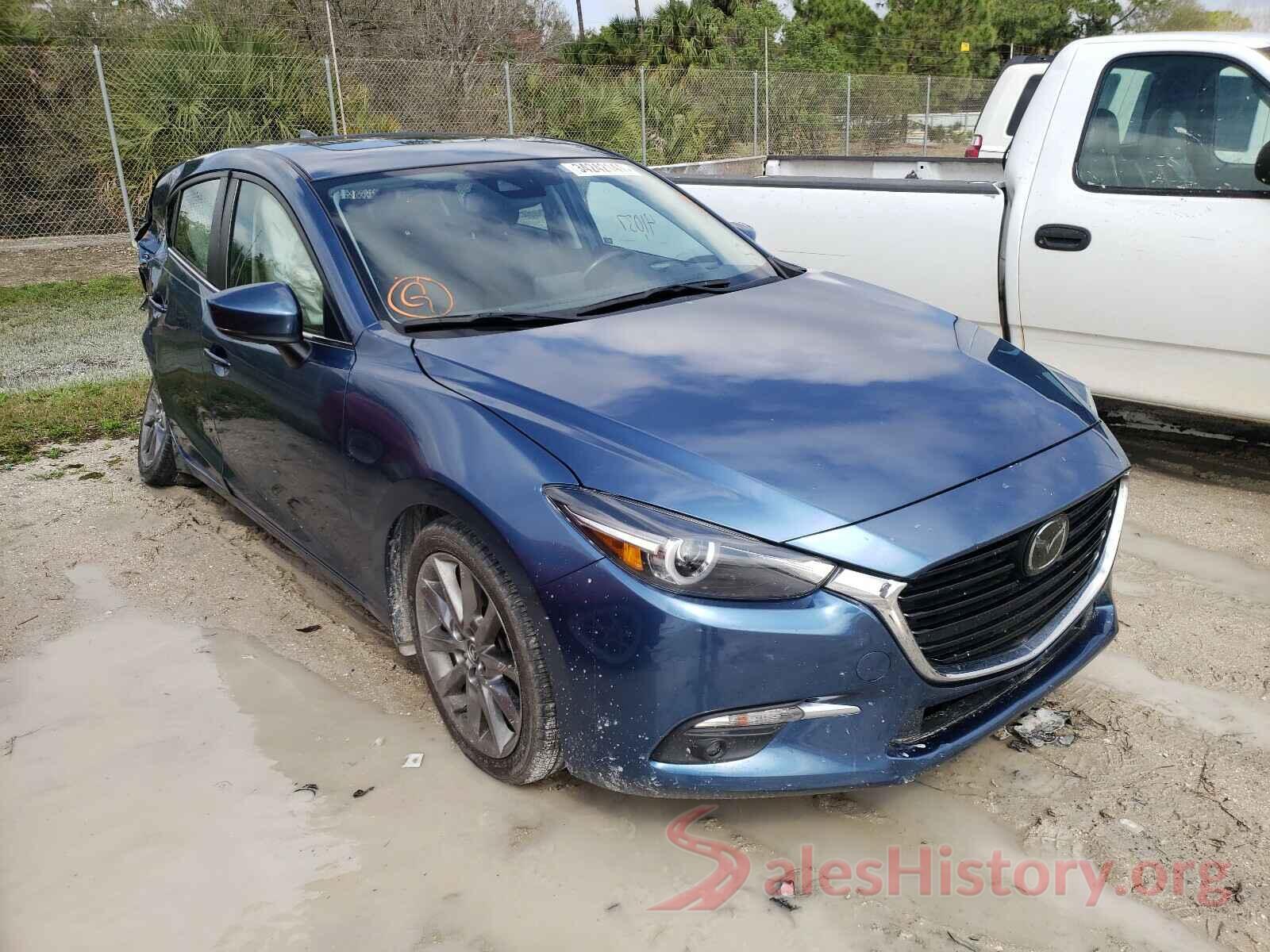 3MZBN1M3XJM224327 2018 MAZDA 3